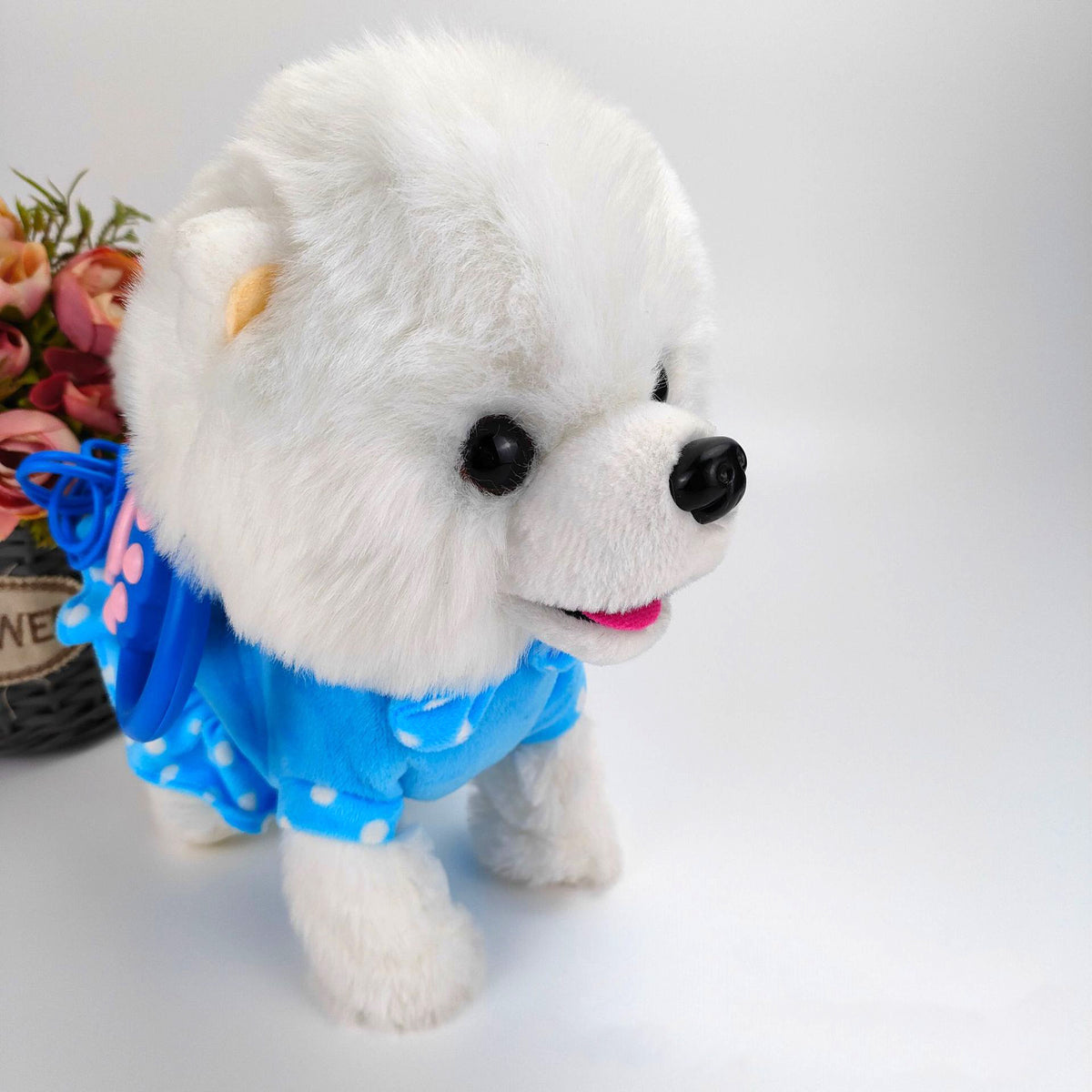 Cão Elétrico de Pelúcia com Trela e Som interativo